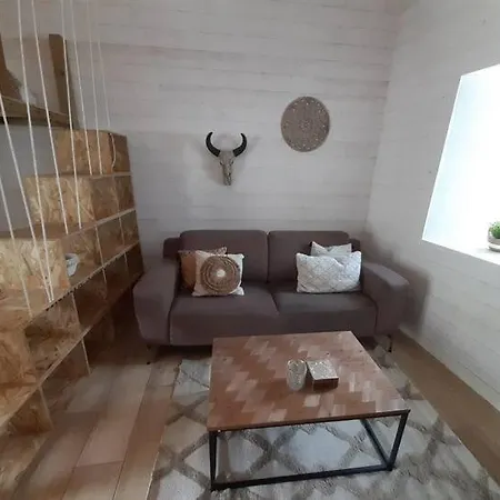 Le - 4 Personnes Proche 3* Bréhal