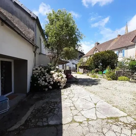 Le - 4 Personnes Proche