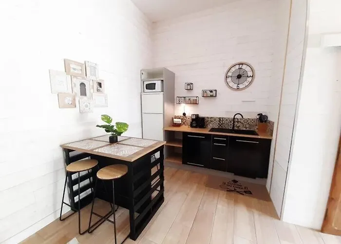 Le - 4 Personnes Proche Aparthotel 3*